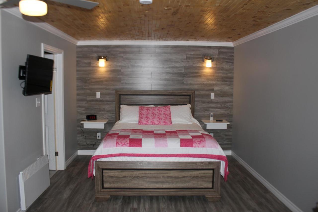 Raleigh Rooms & Taylor'S Crafts Bagian luar foto